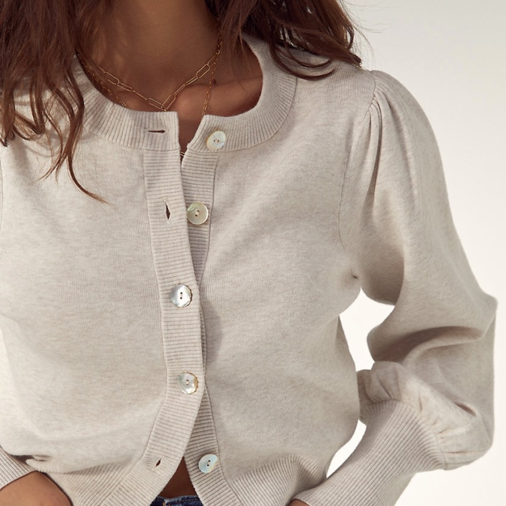 Aritzia Wilfred Alessia Cardigan